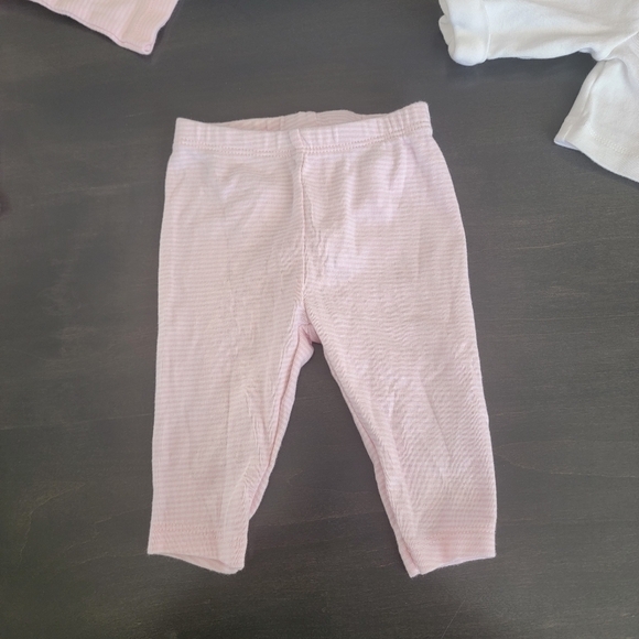 Carter's Infant Girl 4 Piece Bundle Pink White Jacket Onesie Pants Cap Size 3mo - Picture 8 of 11